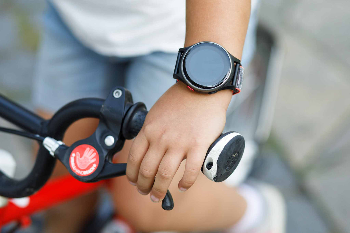 Anio 6 Kids' Smartwatch